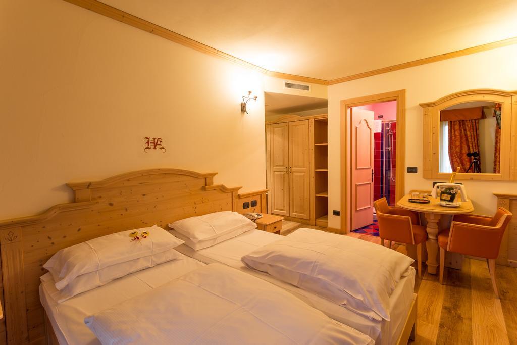 Hotel Arisch Aprica Room photo